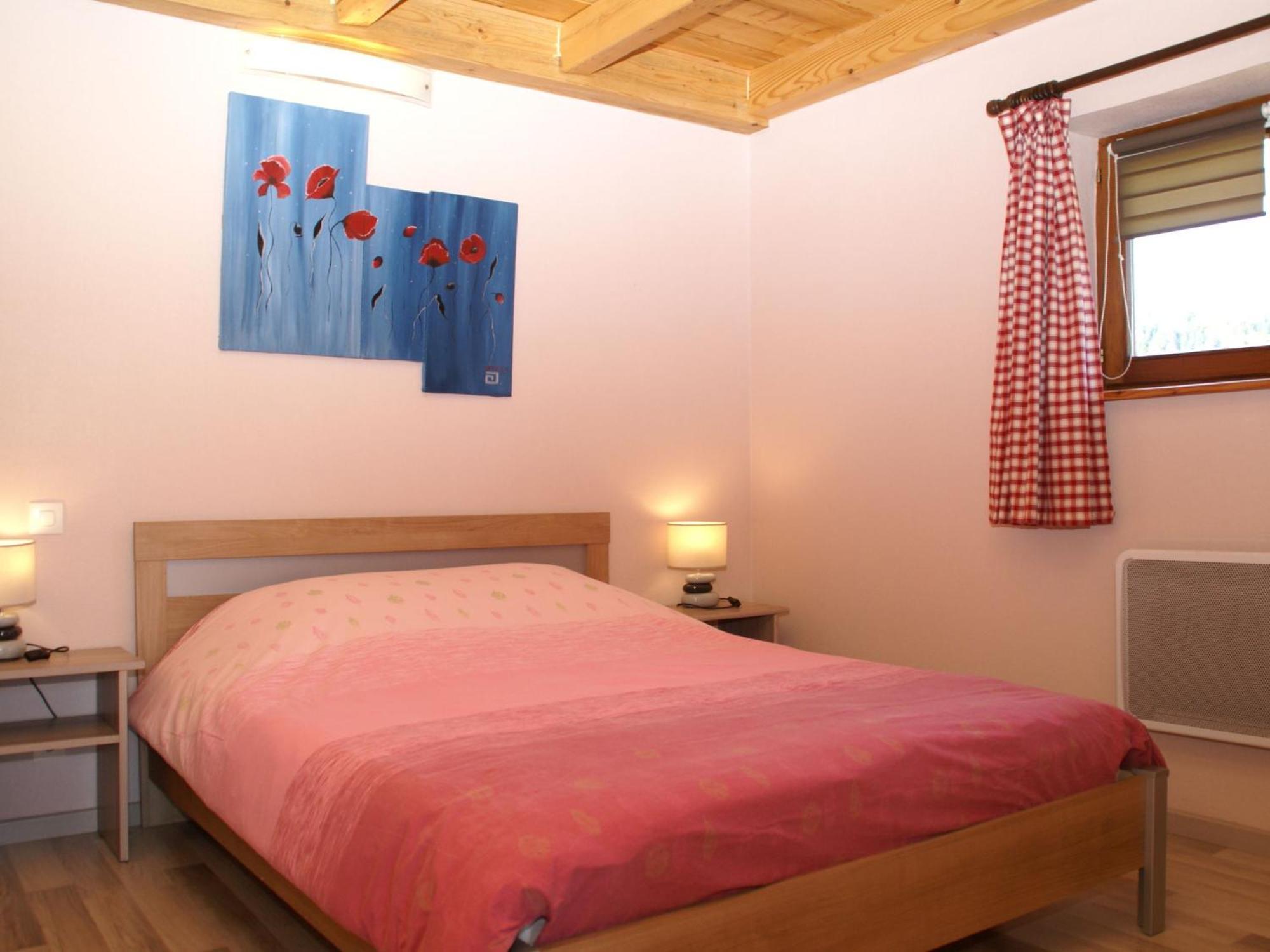 Cosy Holiday Home With Garden In Walscheid Екстер'єр фото
